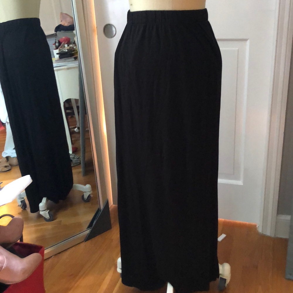 Loft Black Maxi skirt Pockets!